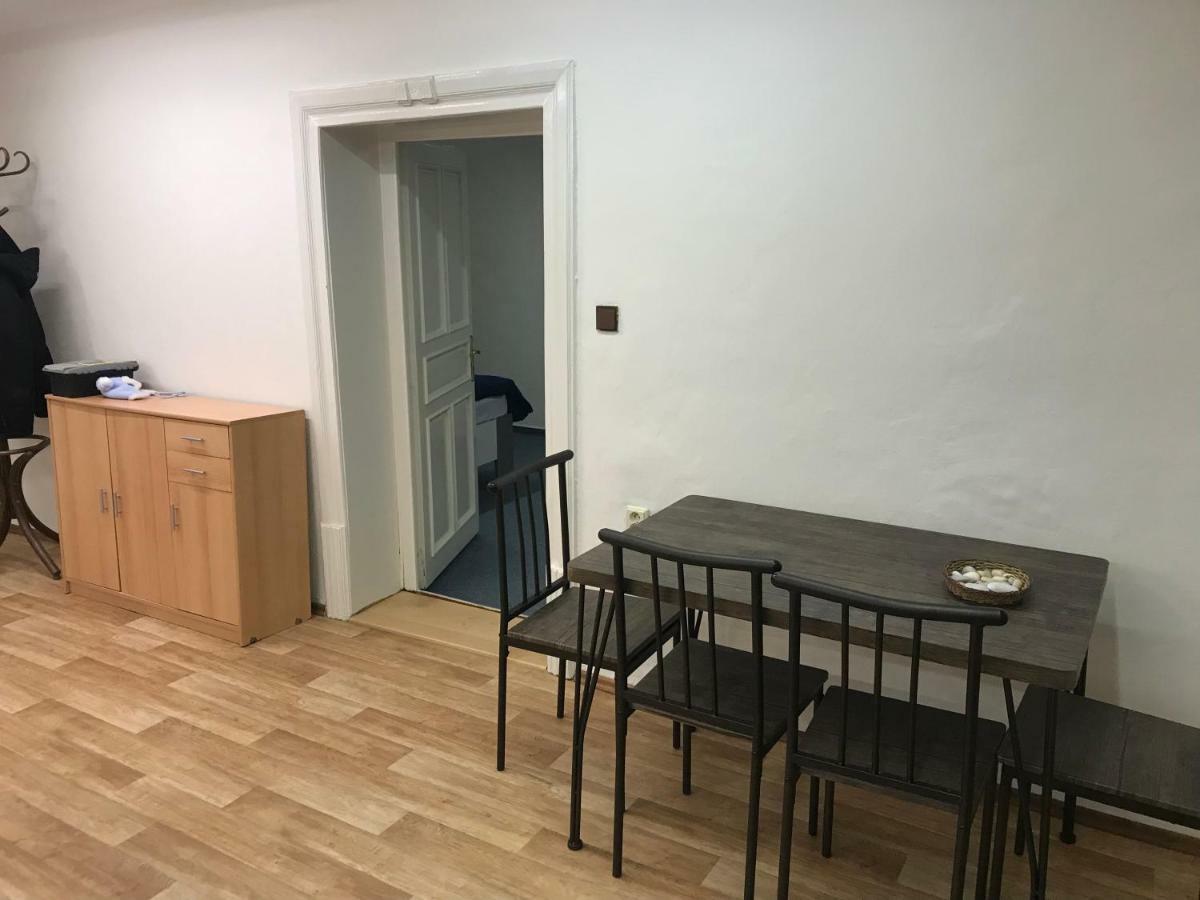 Old Town Apartments R11 أولوموك المظهر الخارجي الصورة
